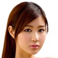 城田アンナ